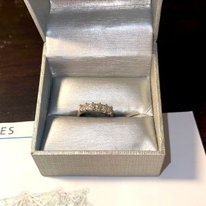 1ct Anniversary band